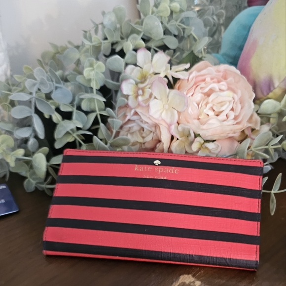 kate spade Handbags - Blue and red Kate spade wallet